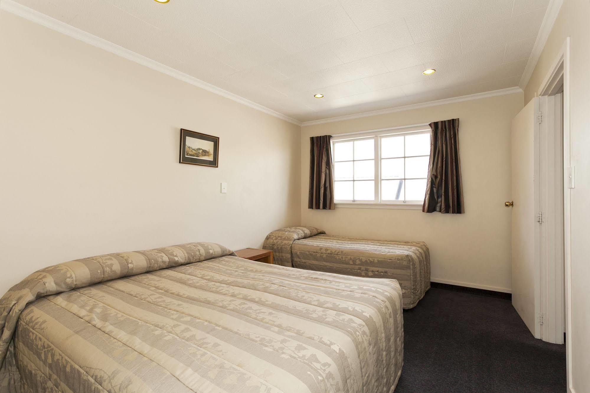 Colonial Inn Motel Christchurch Kültér fotó