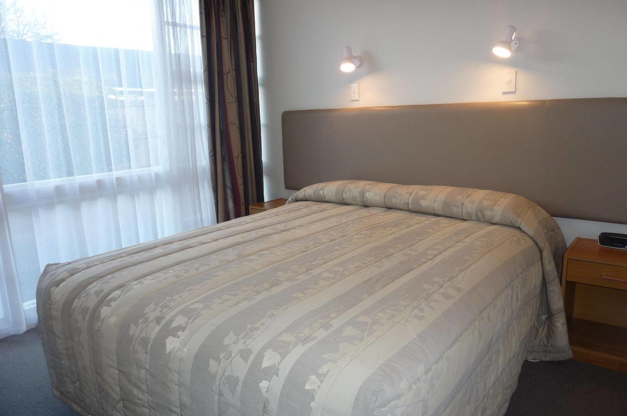 Colonial Inn Motel Christchurch Kültér fotó